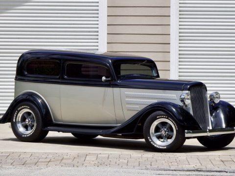 1934 Chevrolet Outlaw Sedan Outlaw Street-Rod / Superchagred 327 V8 / Vintage A for sale